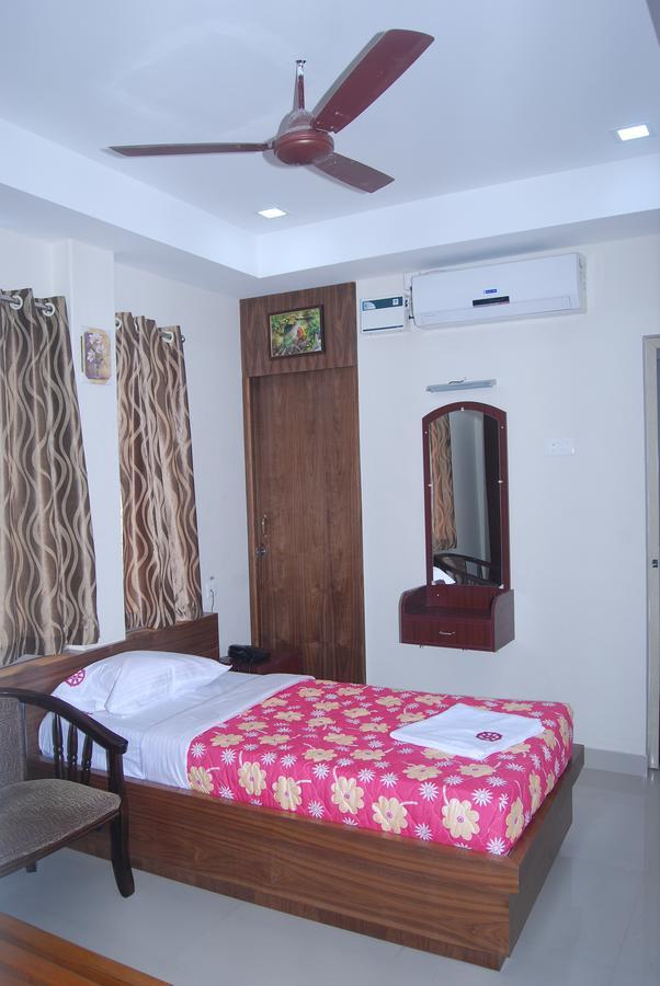 Chakraa Residency Ramanathapuram Ngoại thất bức ảnh